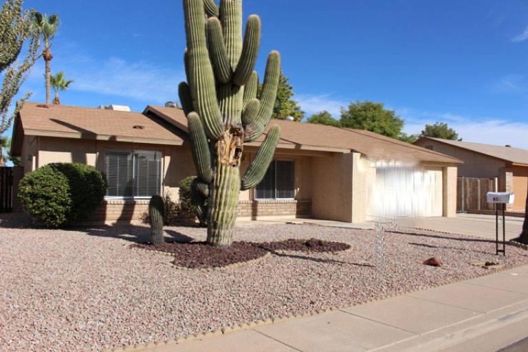 610 W Posada Ave Mesa AZ Home With Pool 184,900!